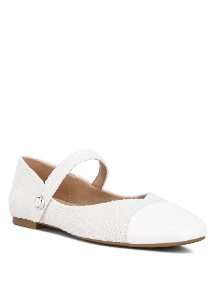 Albi Mary Jane Flat in White