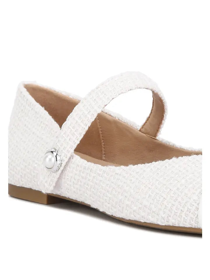 Albi Mary Jane Flat in White