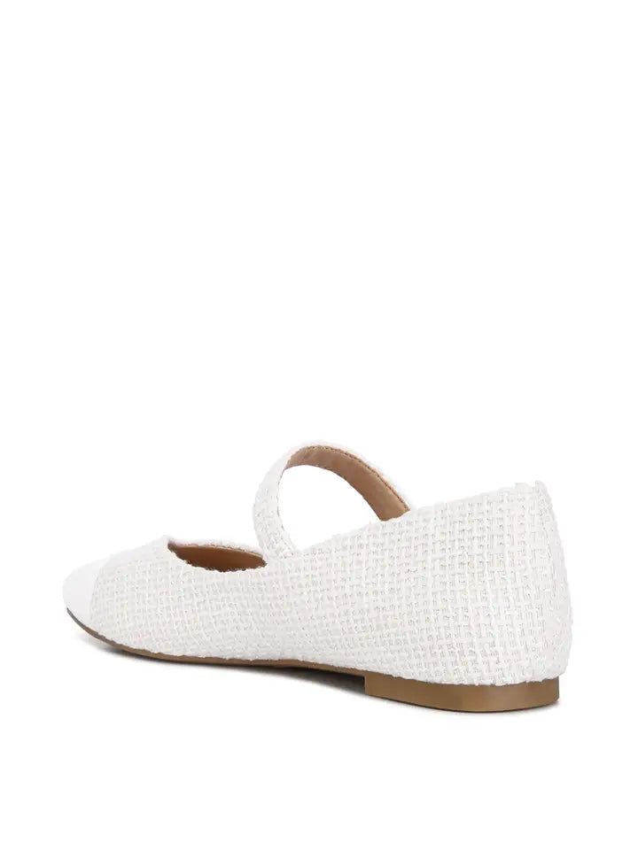 Albi Mary Jane Flat in White